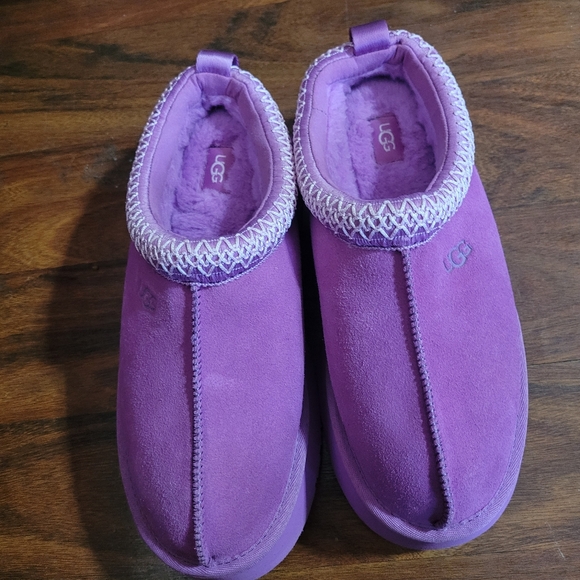 NEWLIKE UGGS TASMAN SLIP ONS - Picture 3 of 5